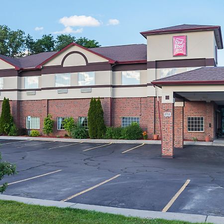 Red Roof Inn & Suites Lake Orion / Auburn Hills Buitenkant foto