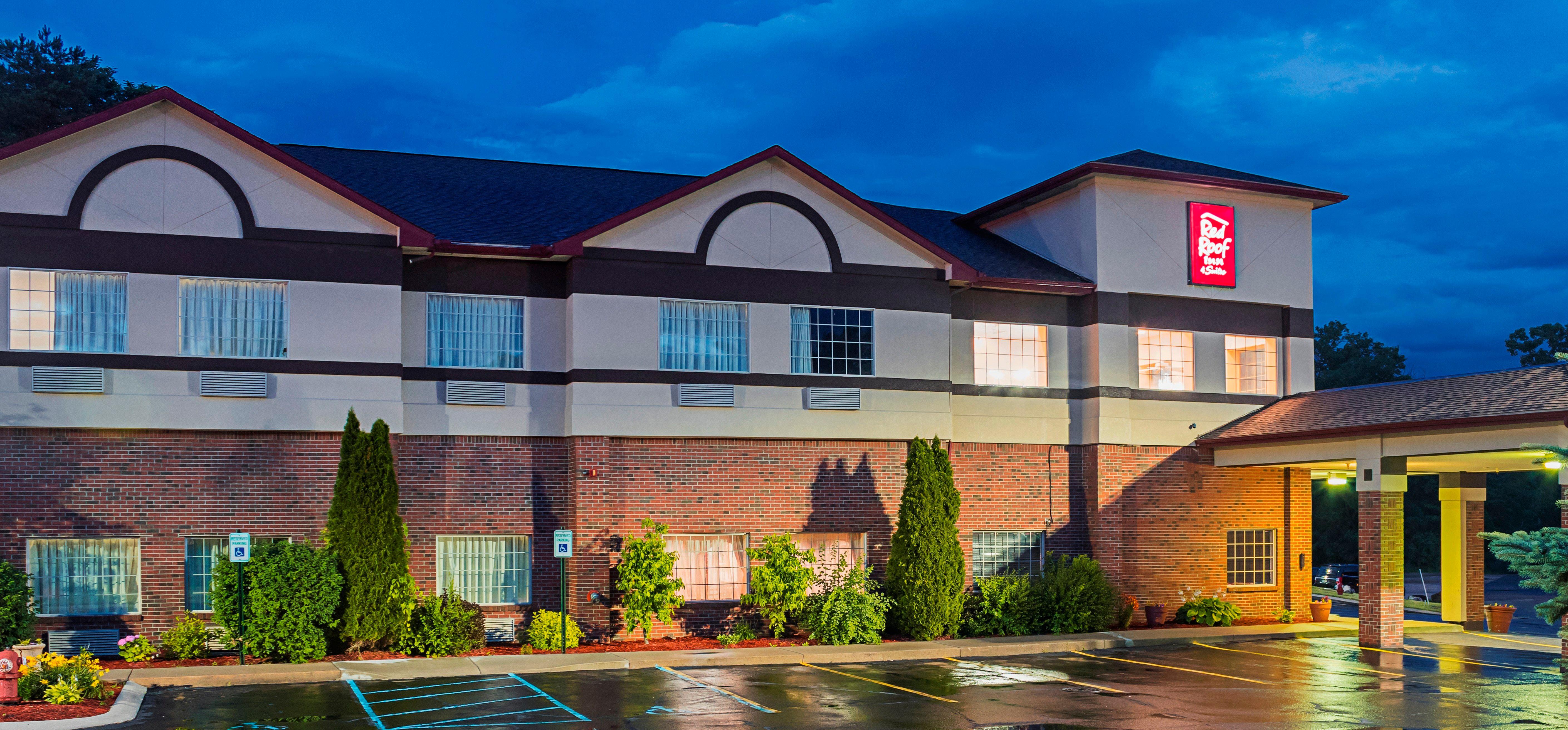 Red Roof Inn & Suites Lake Orion / Auburn Hills Buitenkant foto