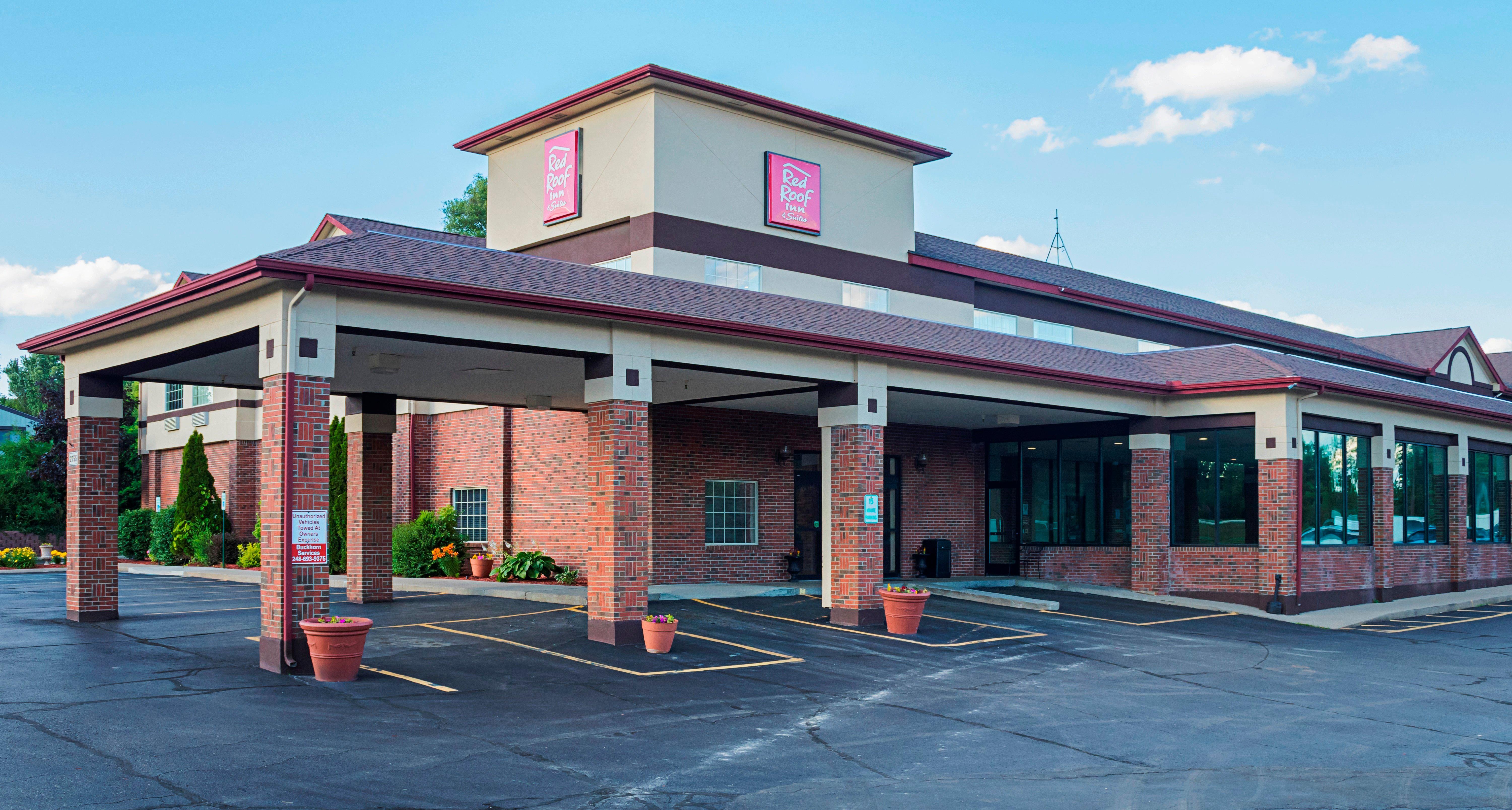 Red Roof Inn & Suites Lake Orion / Auburn Hills Buitenkant foto