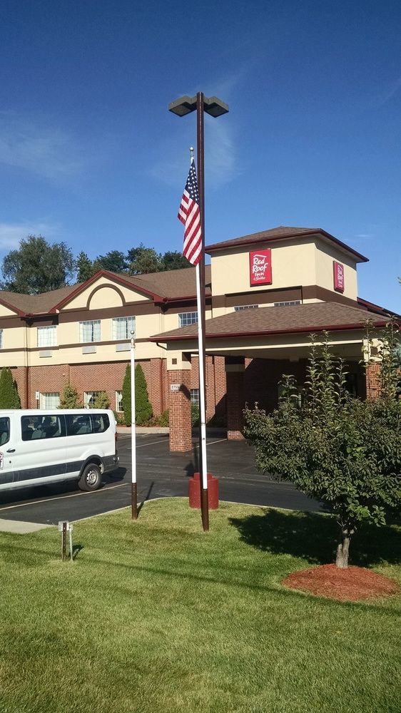 Red Roof Inn & Suites Lake Orion / Auburn Hills Buitenkant foto